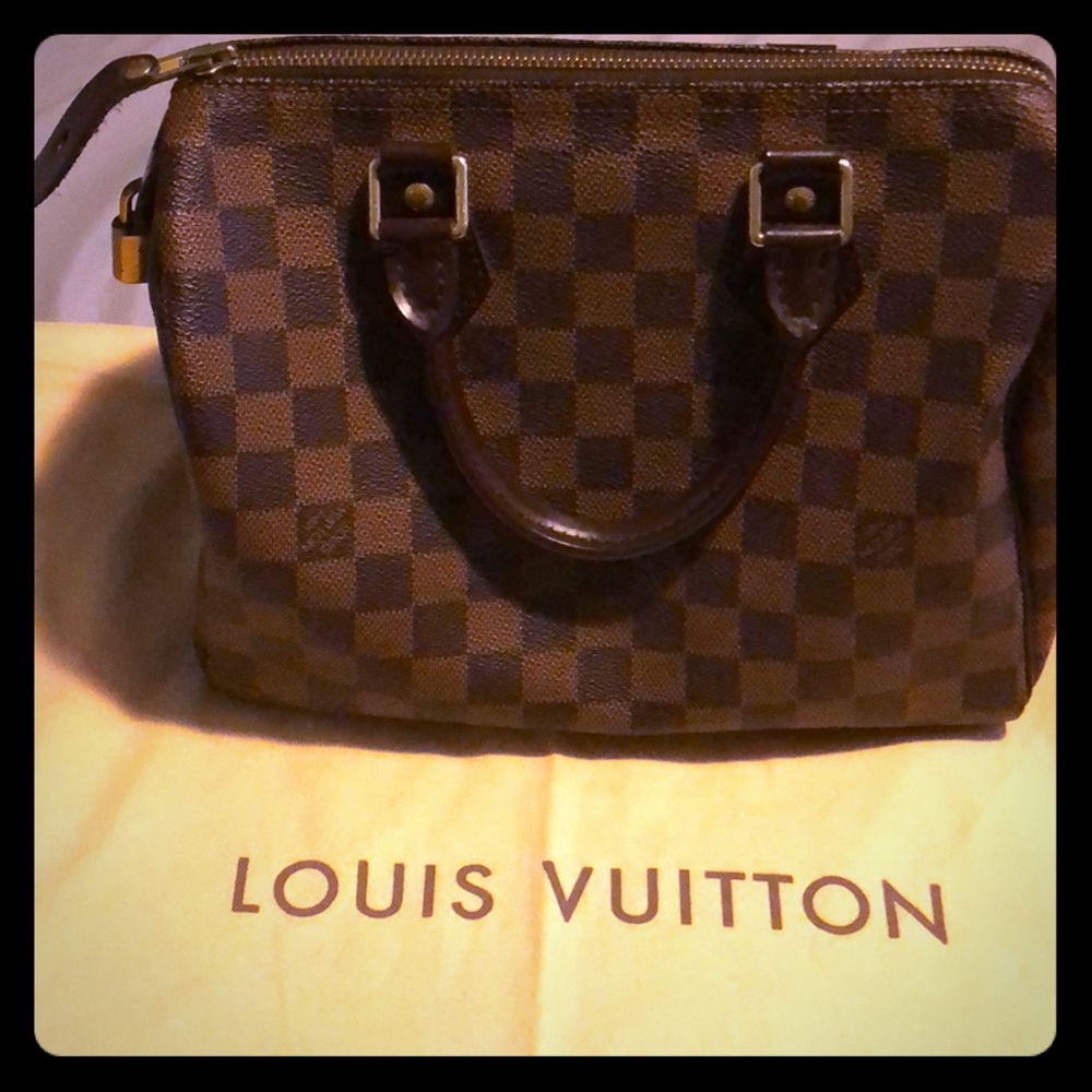 Authentic Louis Vuitton Speedy 25 Ebene Damier.